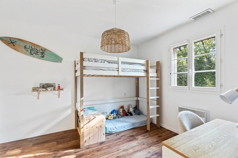 Maison - 140 m² - 6 pièces