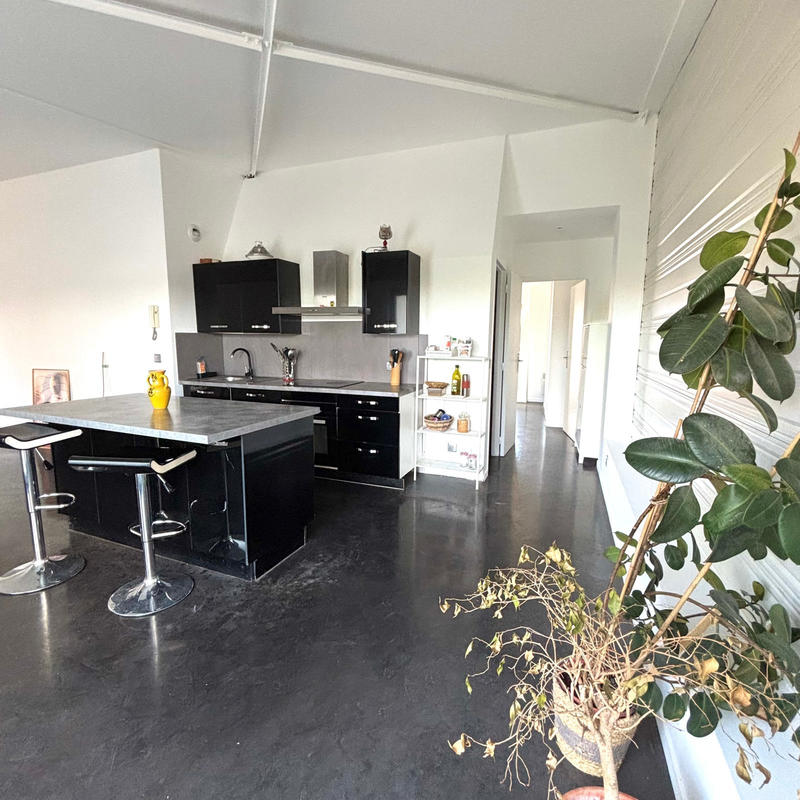 Appartement - 96 m² - 4 pièces