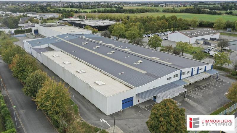 Local d'activité / Entrepôt - 7 340 m²