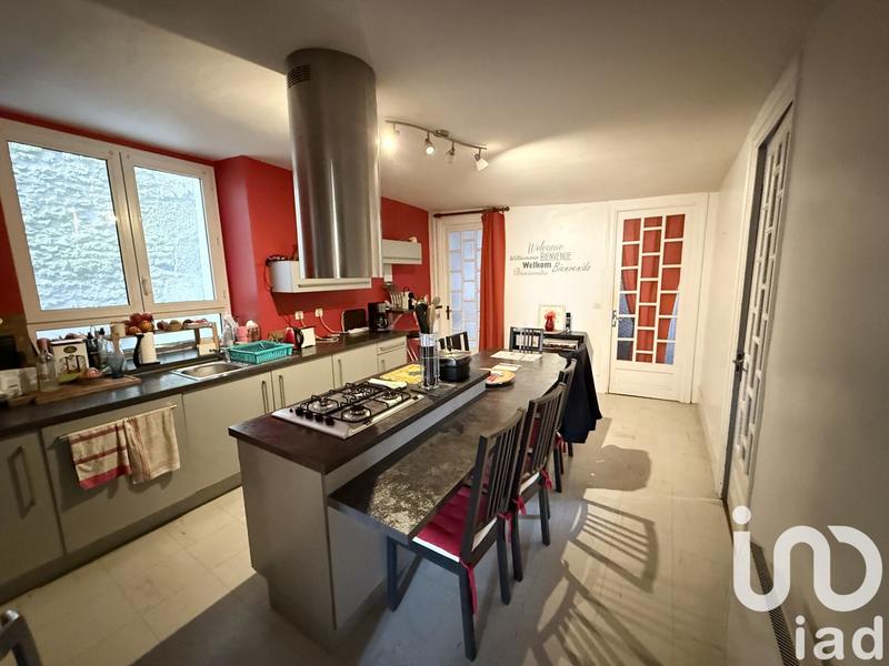 Maison de ville - 248 m² - 8 pièces