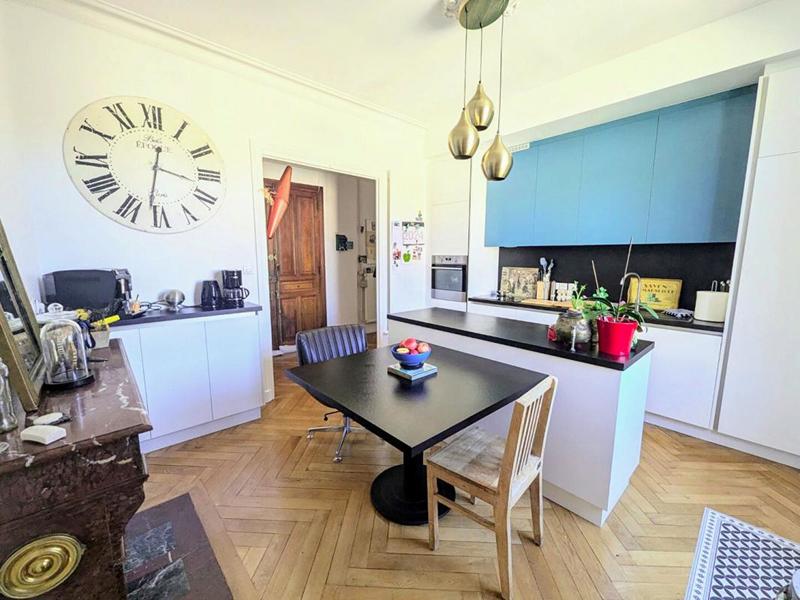 Appartement - 151 m² - 5 pièces