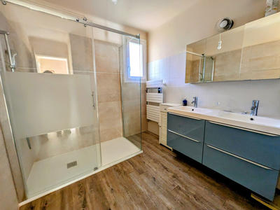 Appartement - 84 m² - 4 pièces