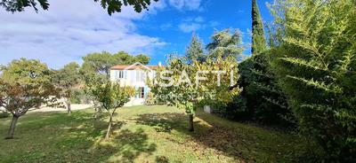 Maison - 177 m² - 6 pièces