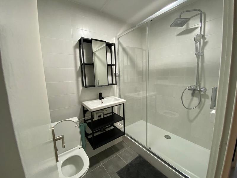 Appartement - 105 m² - 7 pièces