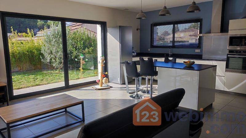 Villa - 125 m² - 5 pièces