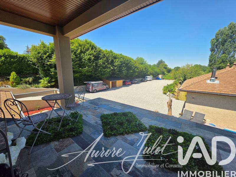 Maison - 183 m² - 5 pièces