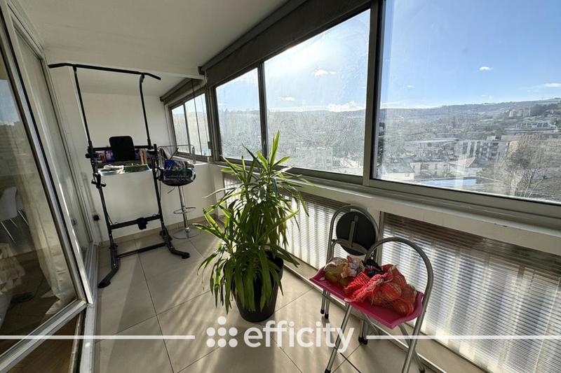 Appartement - 82 m² - 4 pièces