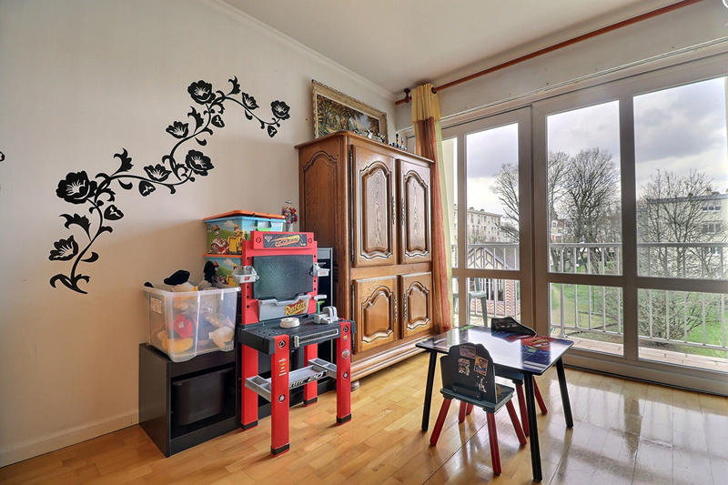 Appartement - 79 m² - 4 pièces