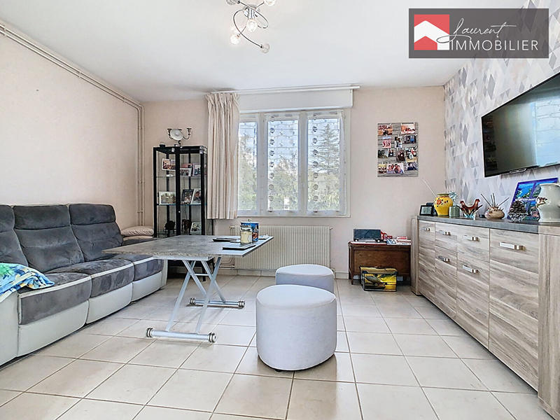 Maison - 94 m² - 5 pièces