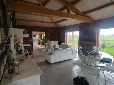 Maison - 170 m² - 9 pièces