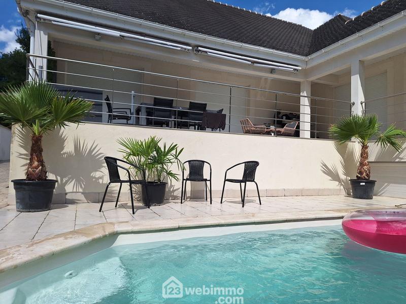 Maison - 200 m² - 6 pièces