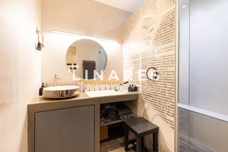 Appartement - 211 m² - 5 pièces