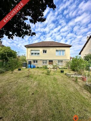 Maison - 96 m² - 5 pièces