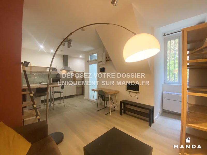 Studio - 21 m² - 1 pièce