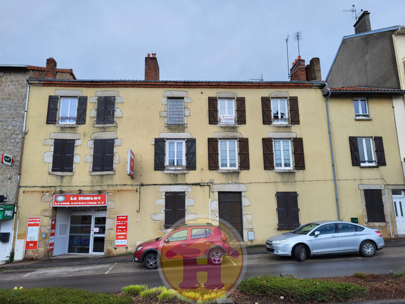 Immeuble - 382 m² - 19 pièces