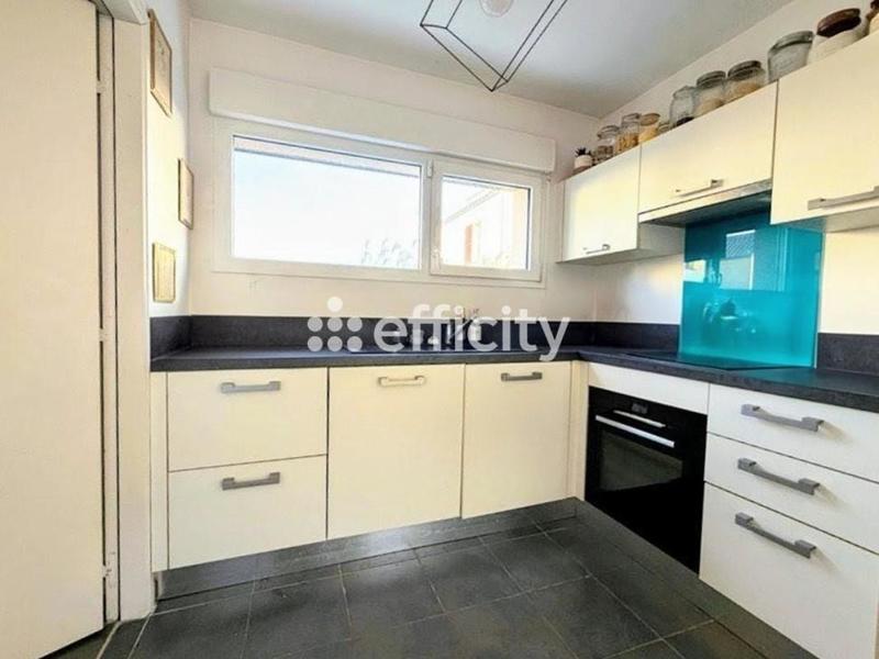 Maison - 105 m² - 4 pièces