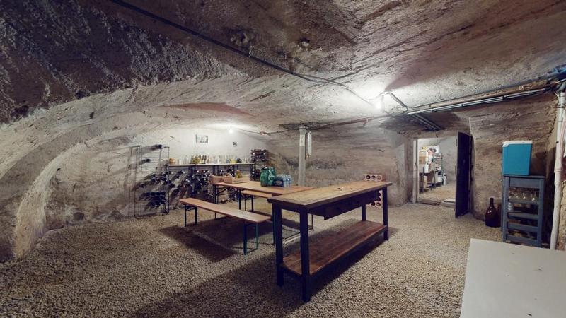 Maison - 240 m² - 5 pièces