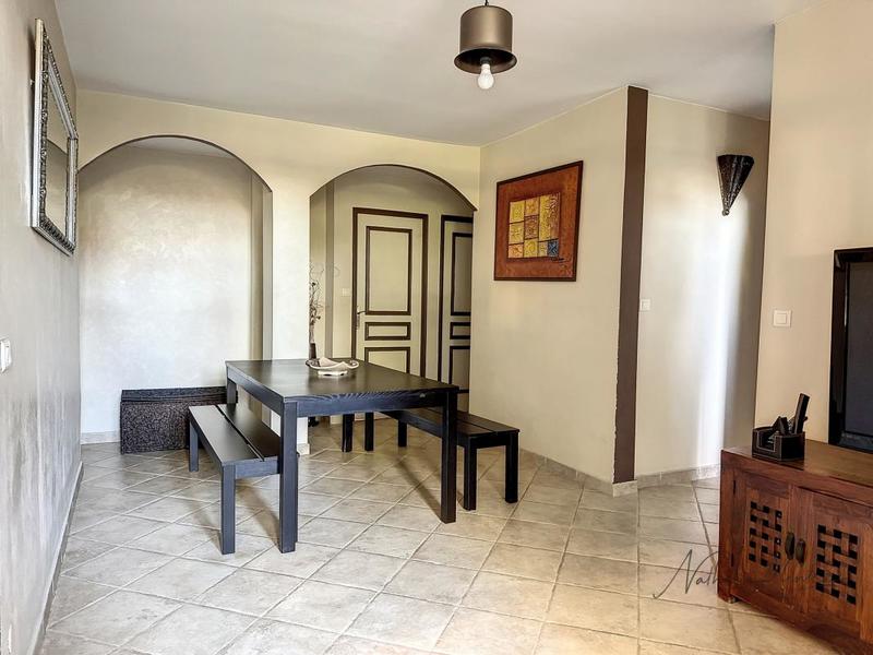 Appartement - 79 m² - 4 pièces