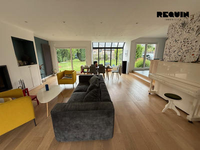 Villa - 200 m² - 8 pièces