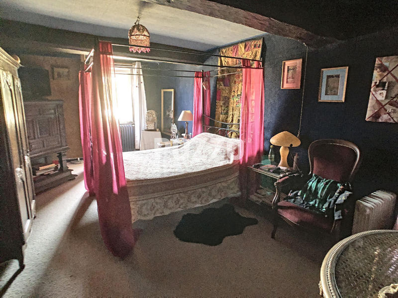 Maison - 196 m² - 8 pièces