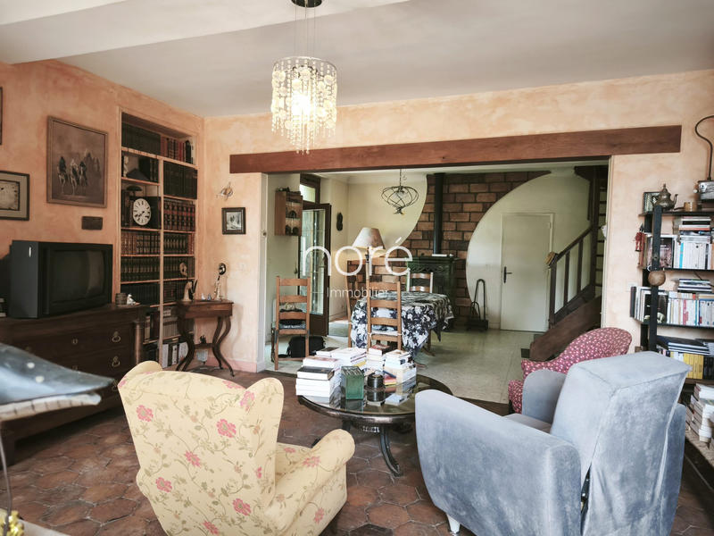 Maison ancienne - 213 m² - 9 pièces