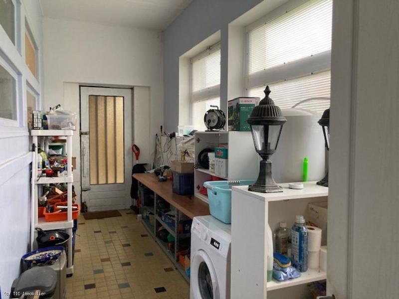 Demeure - 205 m² - 6 pièces