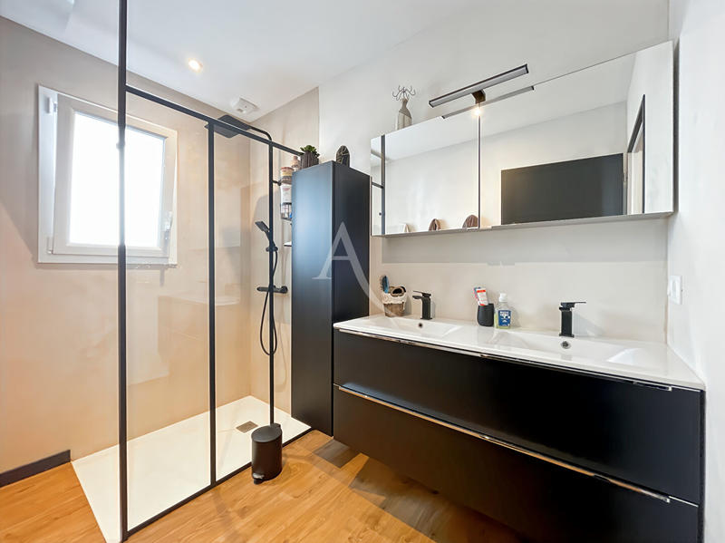 Maison - 82 m² - 3 pièces