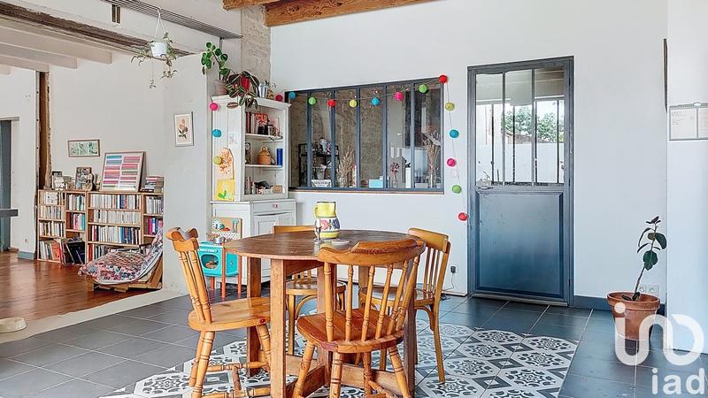 Maison - 288 m² - 8 pièces