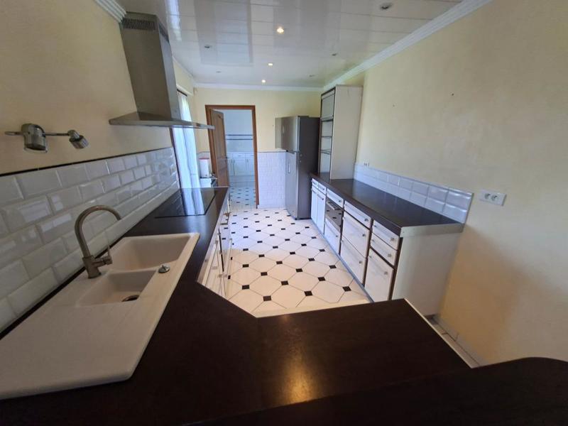 Maison - 154 m² - 3 pièces