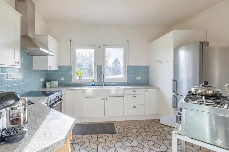 Maison d'architecte - 230 m² - 10 pièces