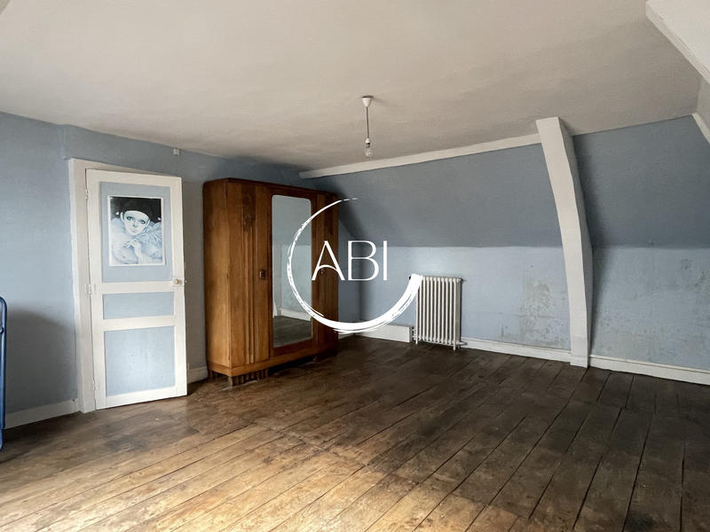 Maison ancienne - 167 m² - 9 pièces