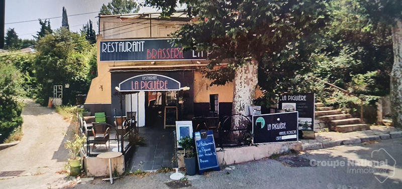 Local commercial - 130 m² - 4 pièces