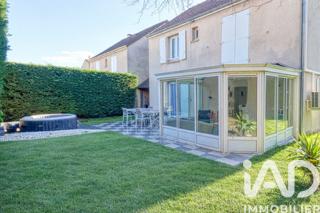 Maison - 104 m² - 6 pièces