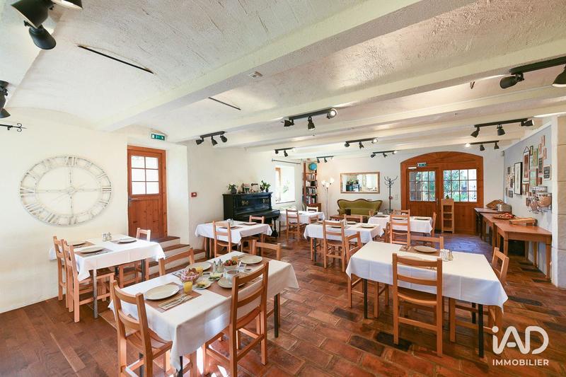 Local commercial - 1 200 m² - 5 pièces