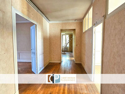 Appartement - 287 m² - 9 pièces