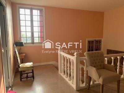 Maison - 155 m² - 5 pièces