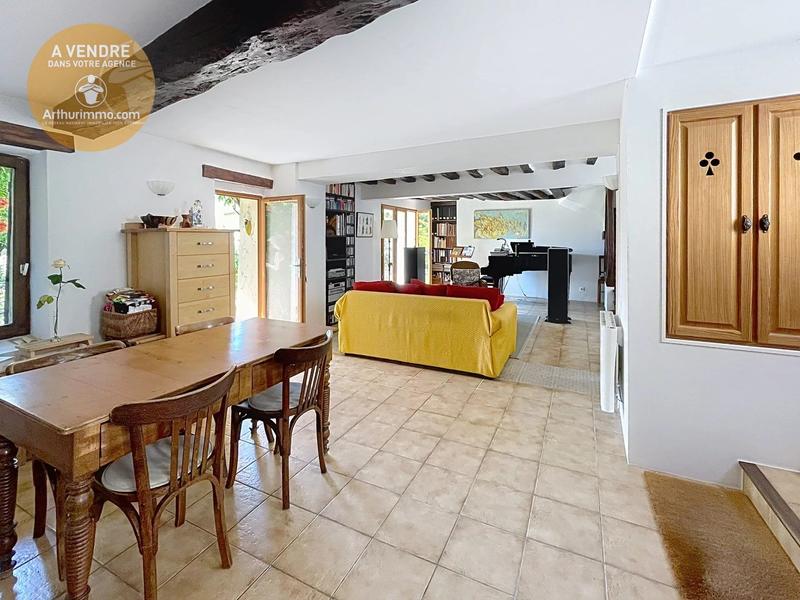 Maison - 149 m² - 7 pièces