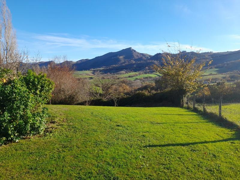 Maison - 240 m² - 9 pièces