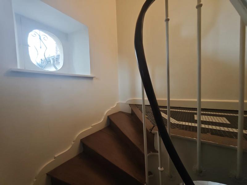 Maison - 205 m² - 9 pièces