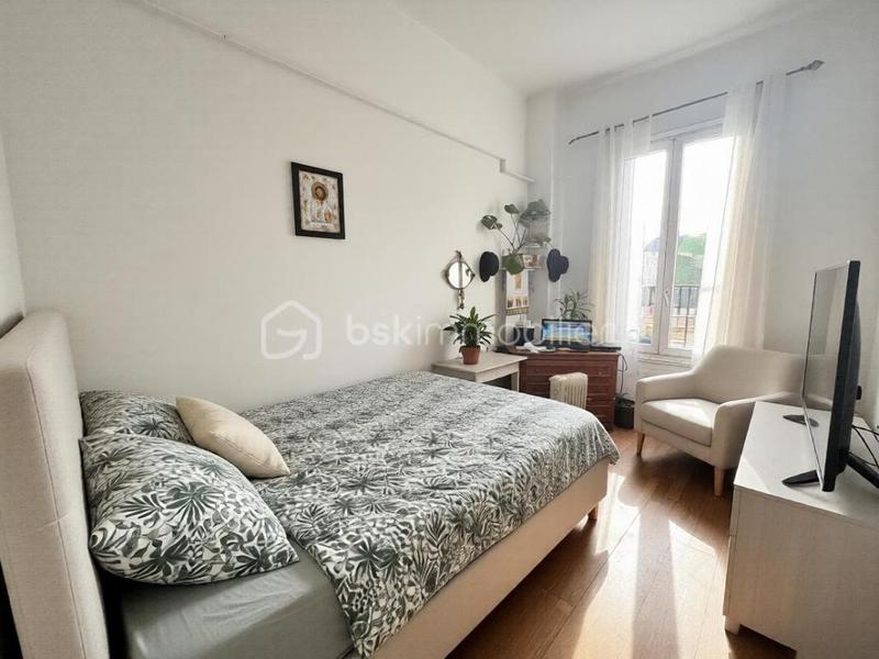 Immeuble - 230 m² - 120 pièces