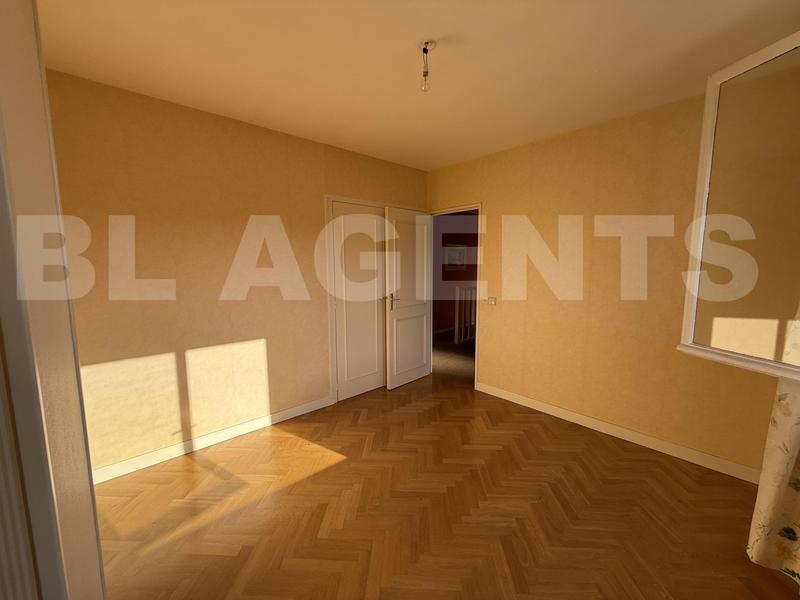 Maison jumelée - 112 m² - 6 pièces