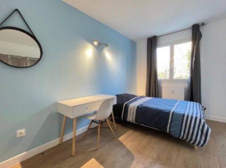 Appartement - 90 m² - 6 pièces
