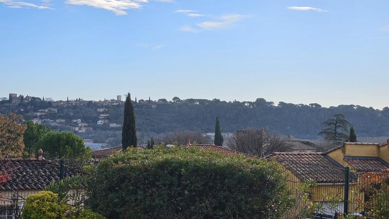 Villa - 96 m² - 5 pièces