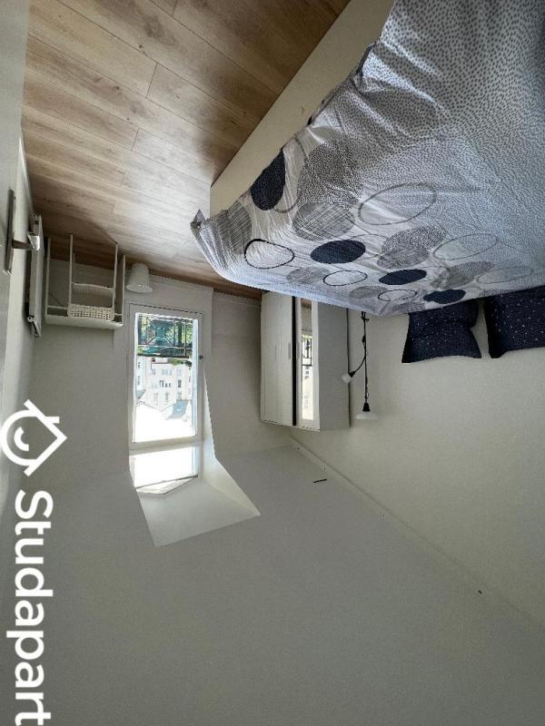 Chambre - 9 m² - 1 pièce