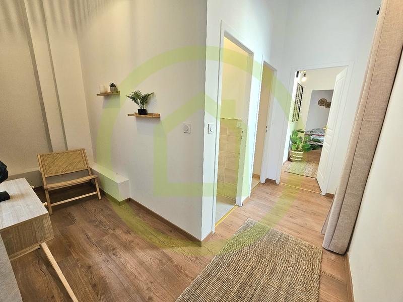 Appartement ancien - 75 m² - 3 pièces