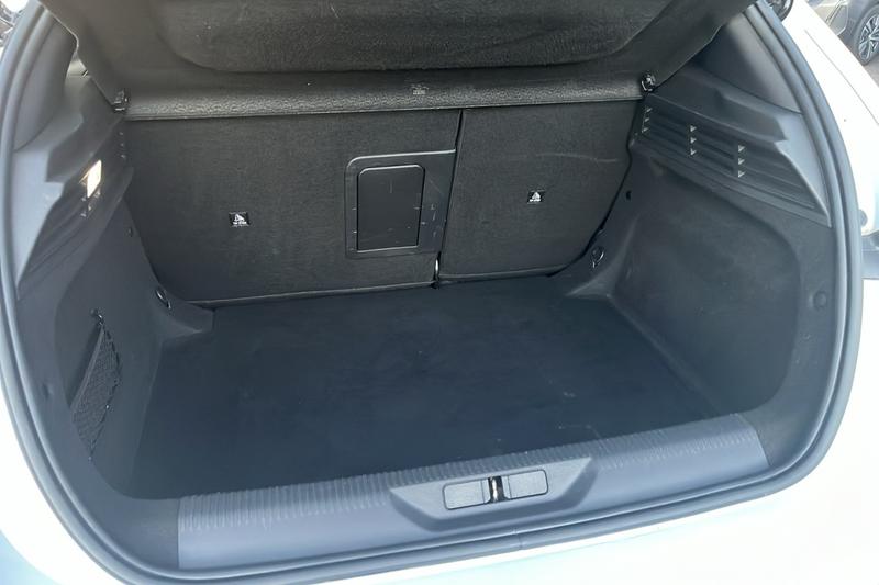 Peugeot 308 III BlueHDI 130 Auto8 Allure