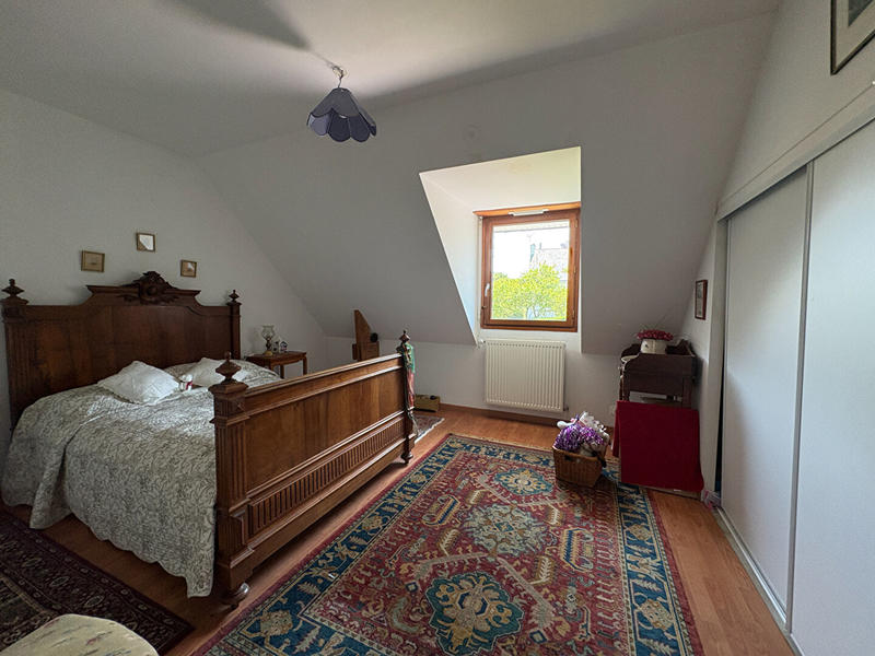 Maison - 176 m² - 7 pièces