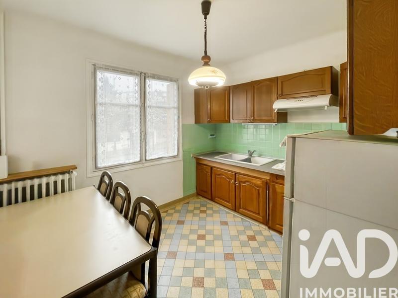 Maison - 143 m² - 8 pièces