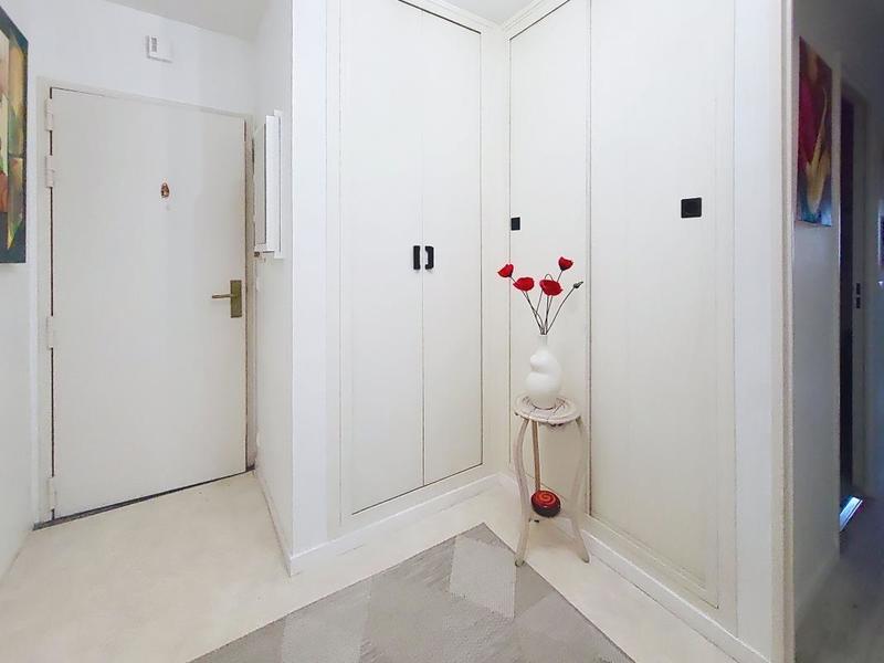 Appartement - 84 m² - 4 pièces