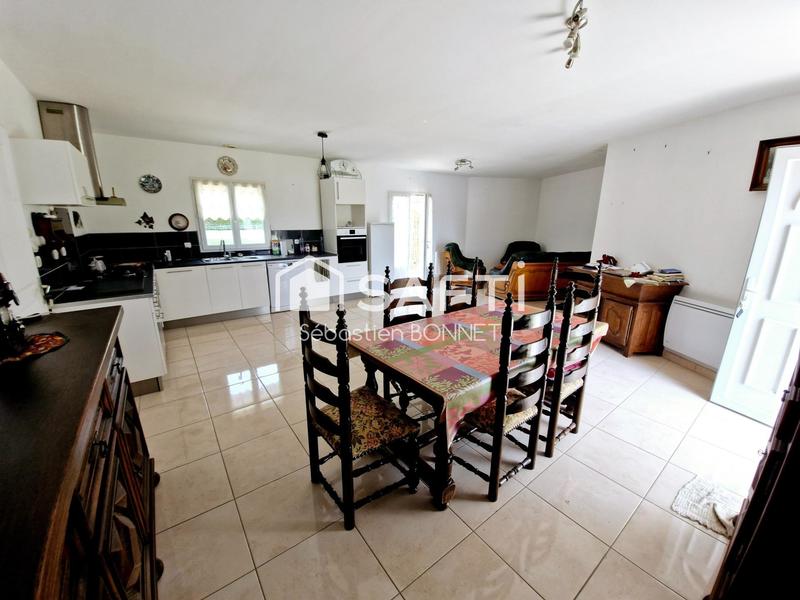 Maison - 86 m² - 5 pièces